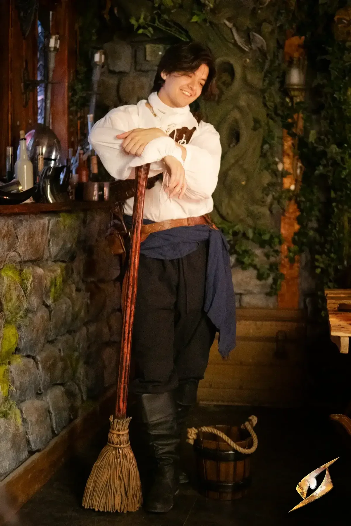 Broomstick - Image 4