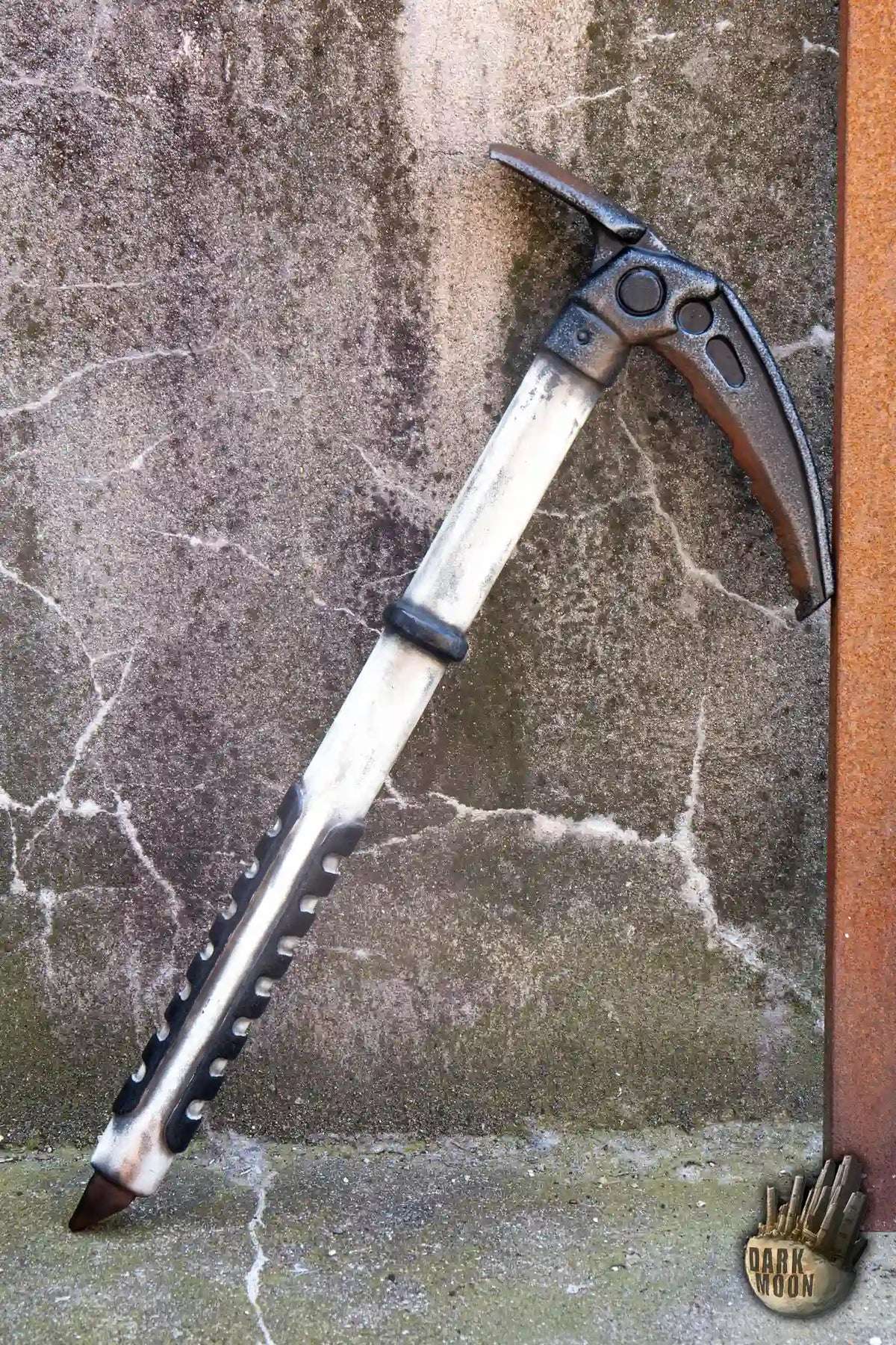 Ice Axe Ivory White